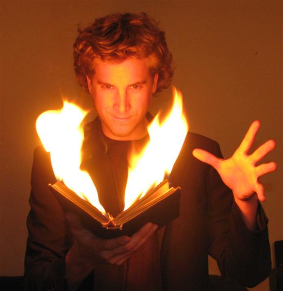 Illusionist & Mentalist Matias Fire Book